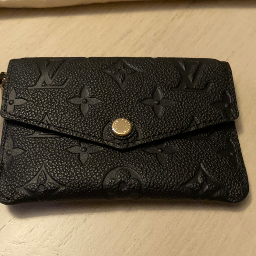LOUIS VUITTON BRAND NEW KEY POUCH AND WALLET